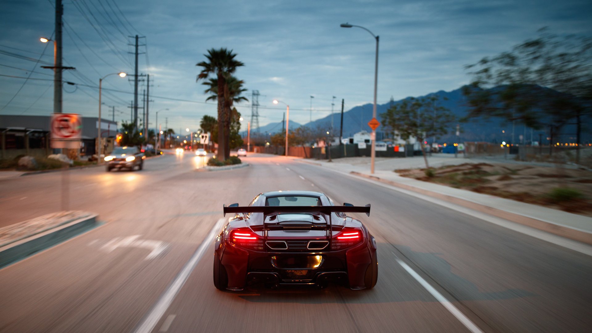 开云官方-法兰克福主场迎战美因茨，欧战资格之争，德甲法兰克福对美因茨