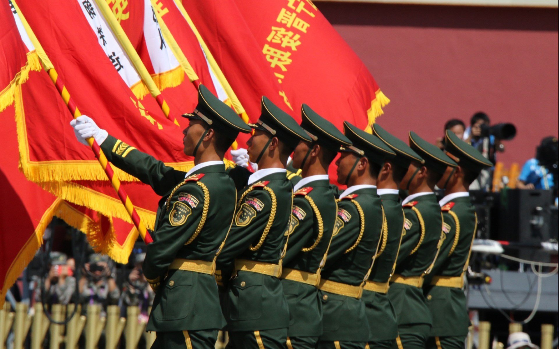 开云官方网站-“腰旗美式橄榄球：东部新区赛场带来全新竞技氛围”